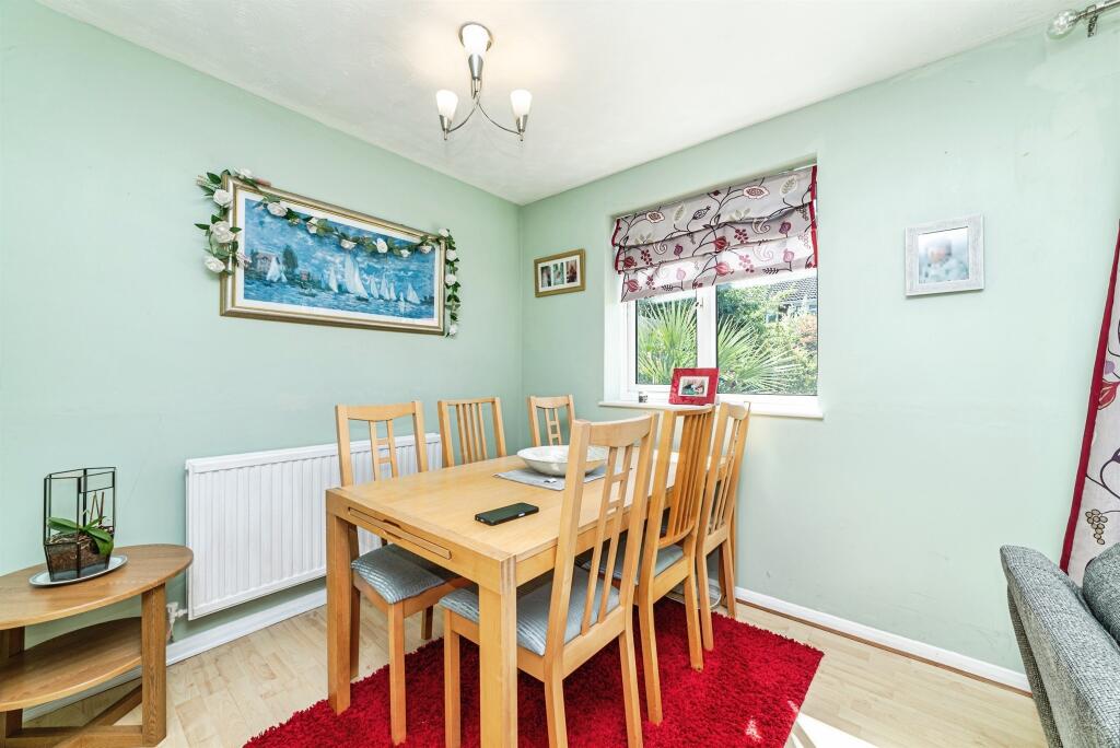 House in Basingstoke and Deane, Chineham - View 6
