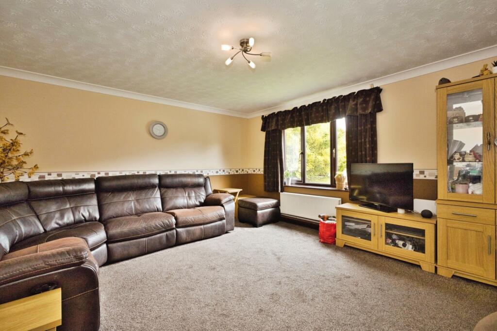 Additional image 4 of Deerswood Gardens, Street, Somerset, BA16