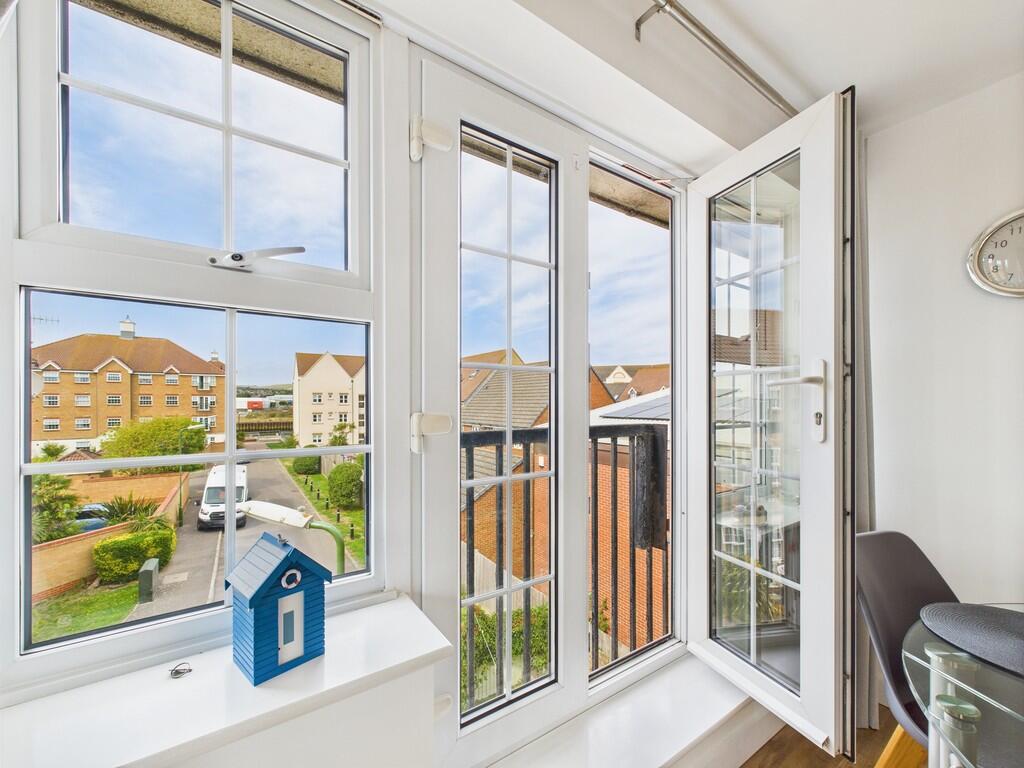 Apartment in Brighton - More