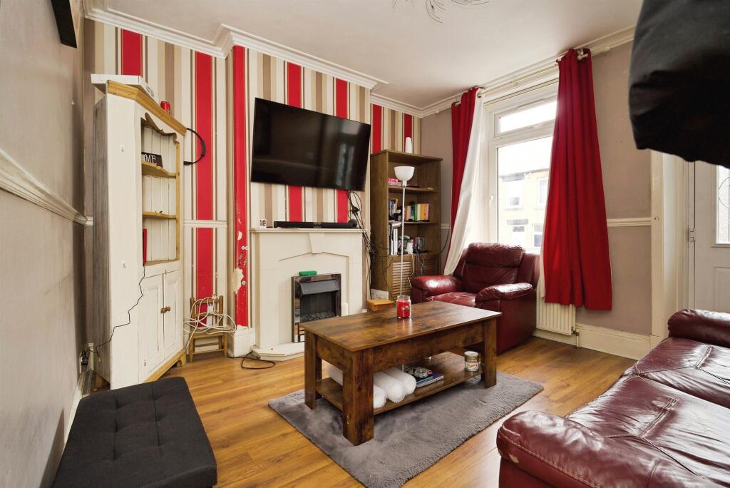 House in Barnsley, South Yorkshire - View 2