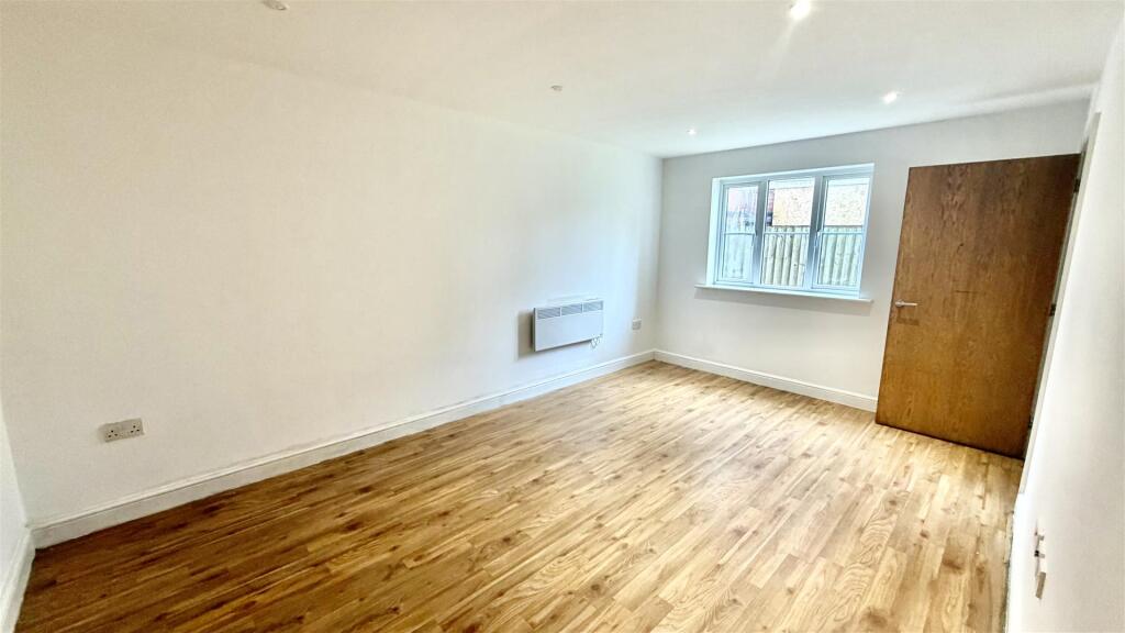 2 bedroom house for rent