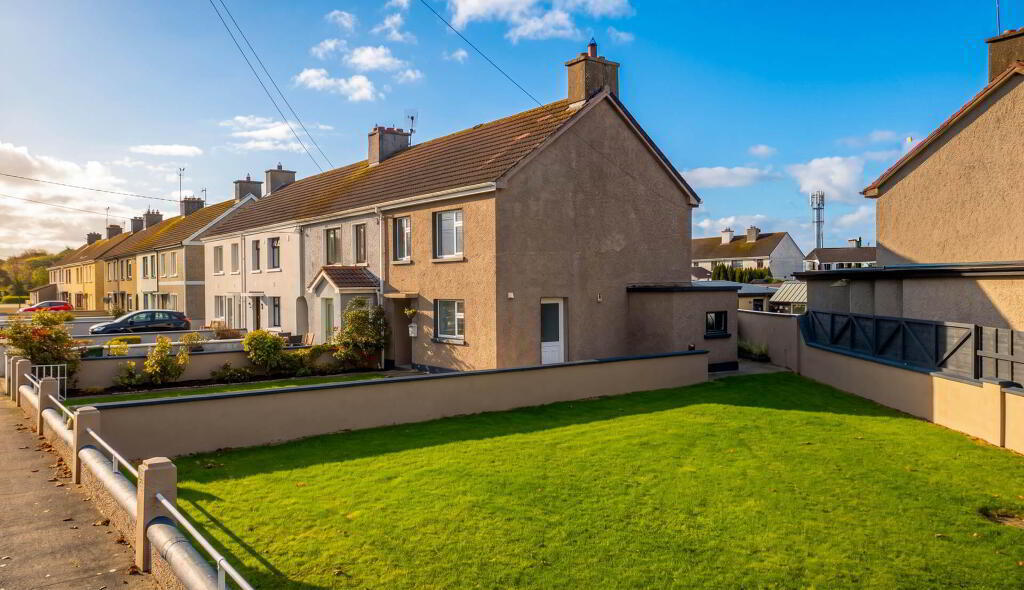 Main image of property: 12 Dernish Avenue, Foynes