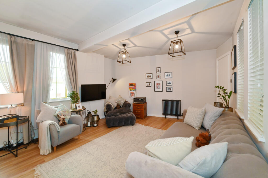 Main image of property: Mission Building, Limehouse, E14