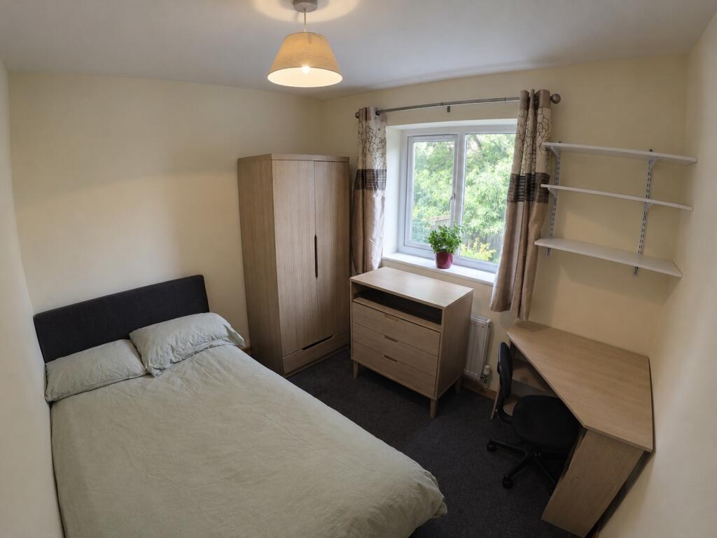 House in Nottingham, Dunkirk - More