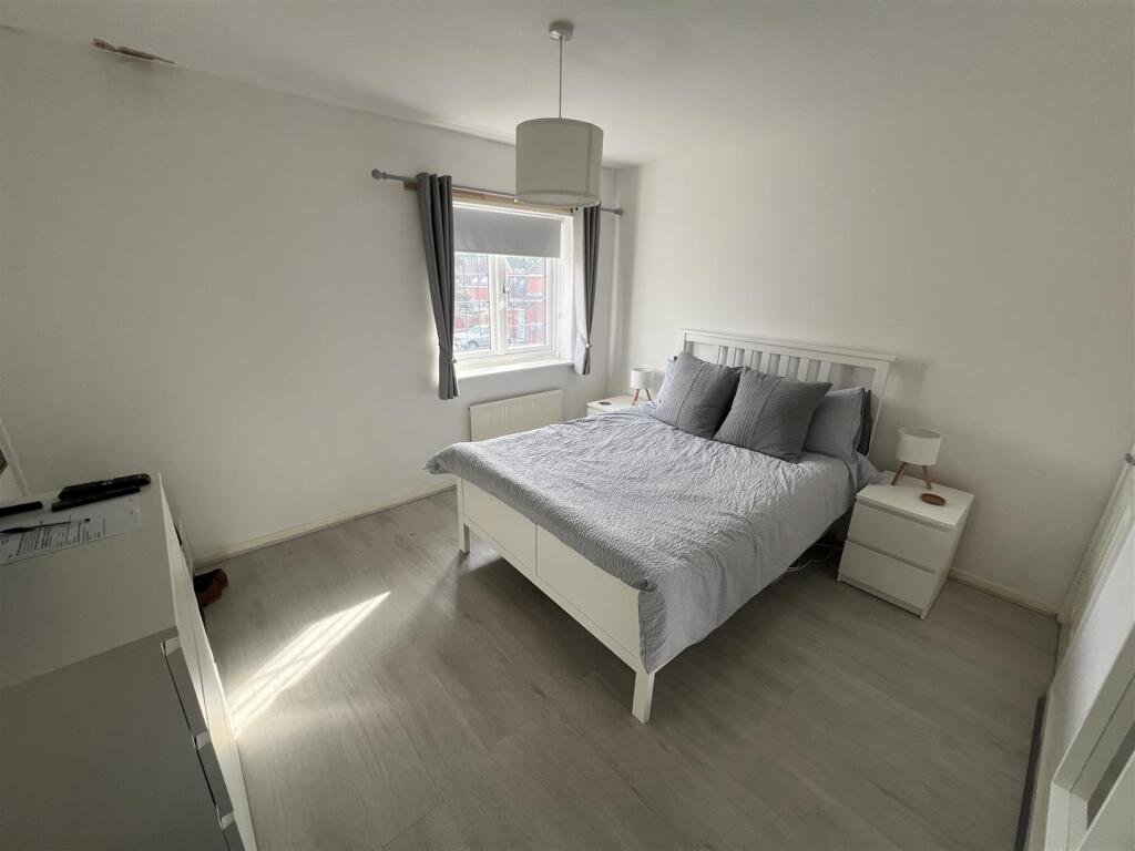 House in Walsall, West Midlands - View 5