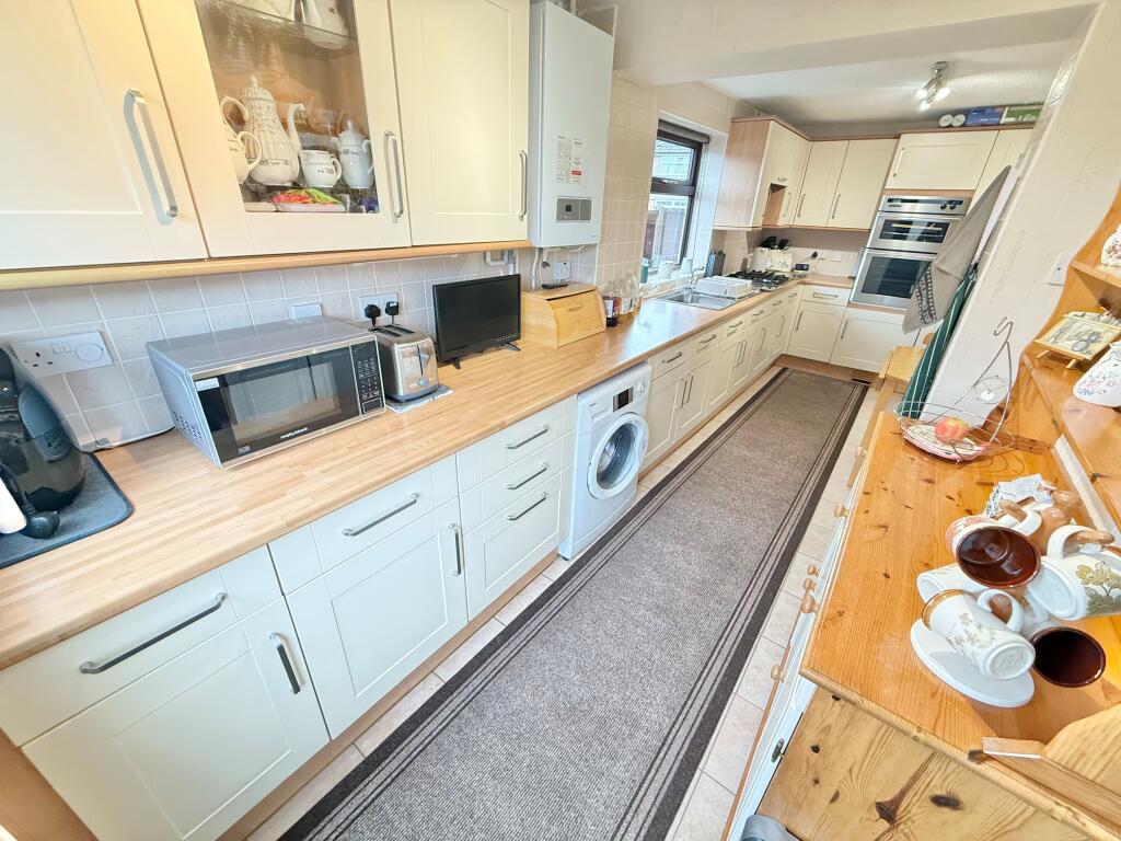 House in Ellesmere Port, Great Sutton - View 3