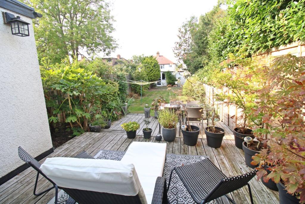 House in London - View 3