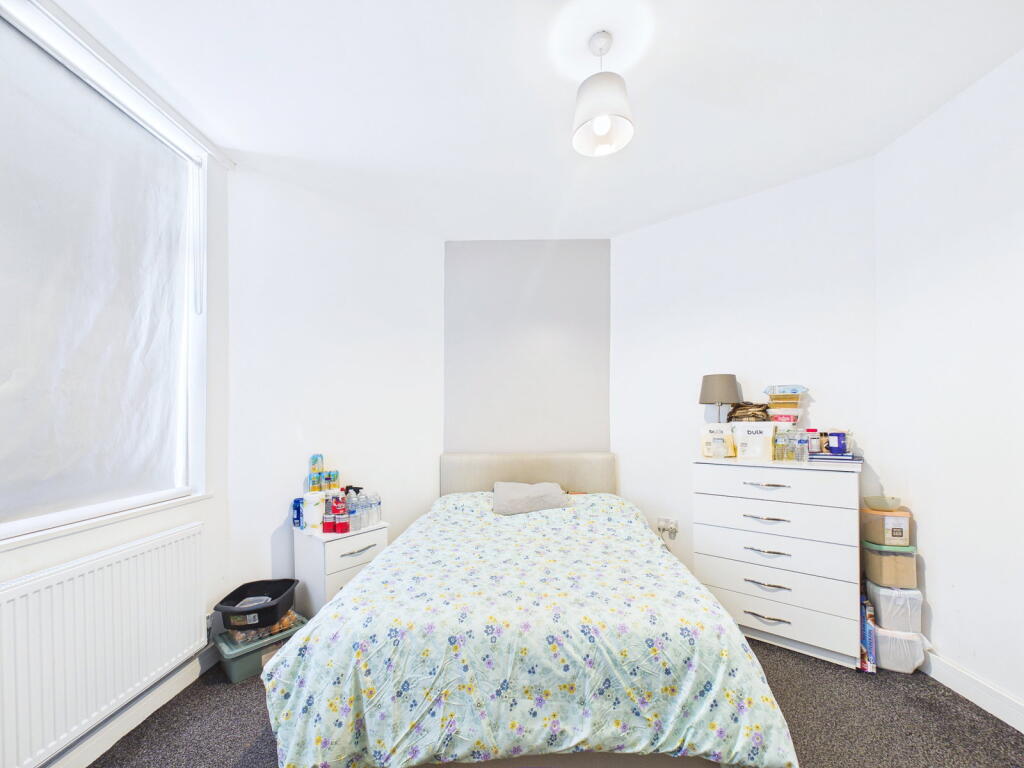 House in Nottingham - View 2