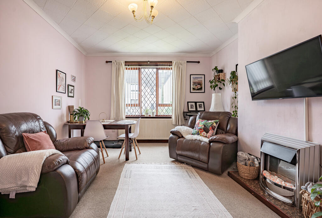 Apartment in Glasgow, Carmyle - View 4