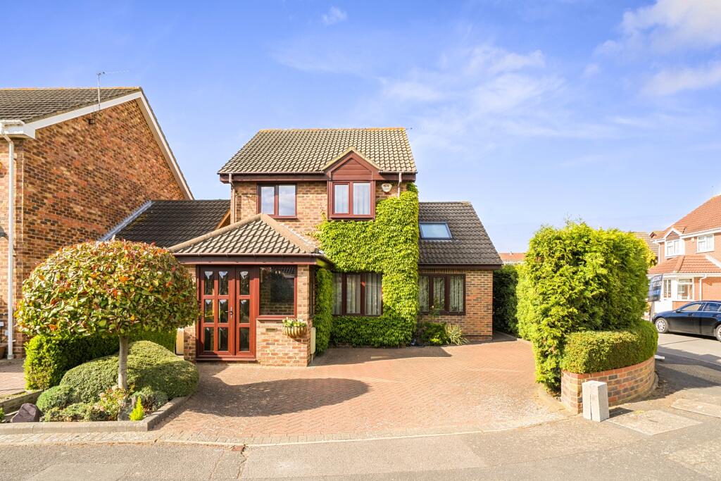Main image of property: cosgrove close, hayes, UB4
