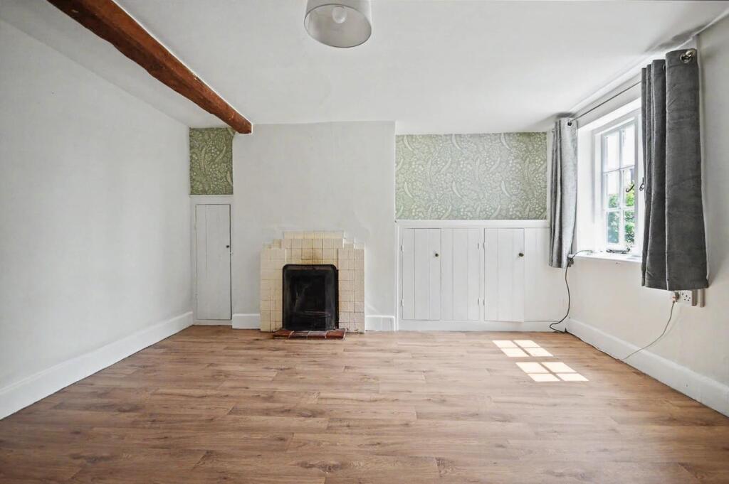 House in Lower Harlestone, Harlestone Heath - View 2