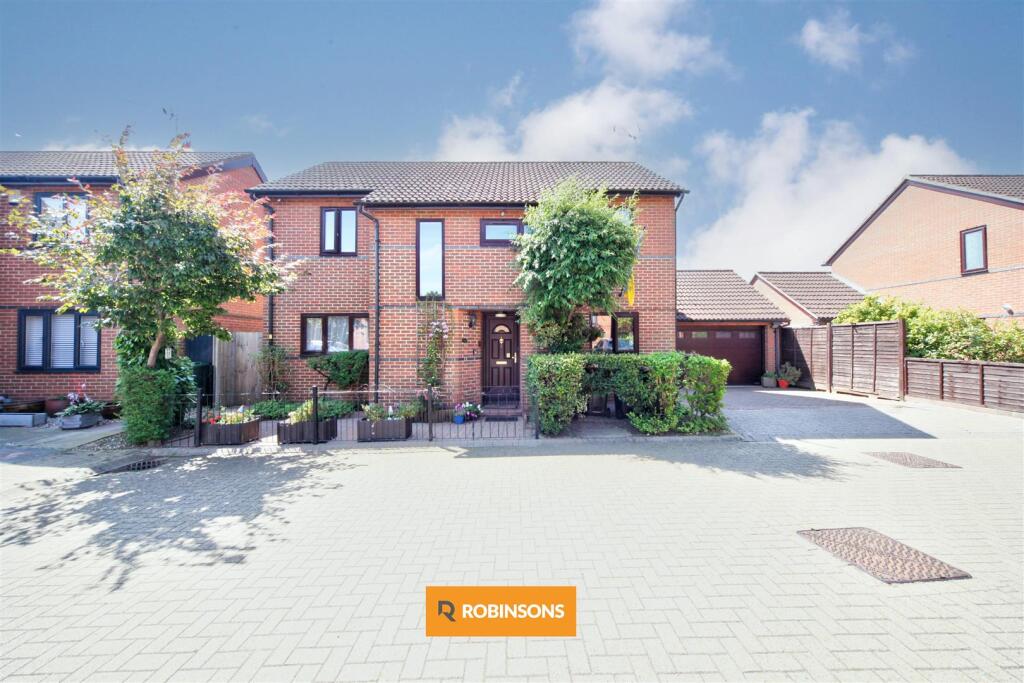 Main image of property: Pearse Grove, Walton Park, Milton Keynes
