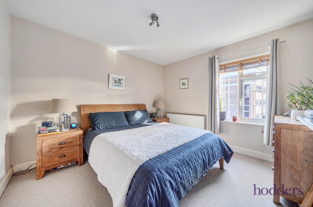 House in Kingston upon Thames - View 5