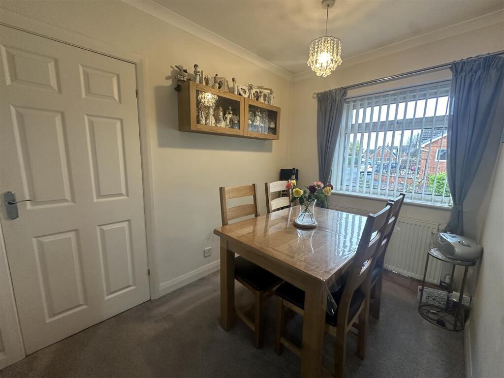 Wilson Close, Preston, PR4 photo 4