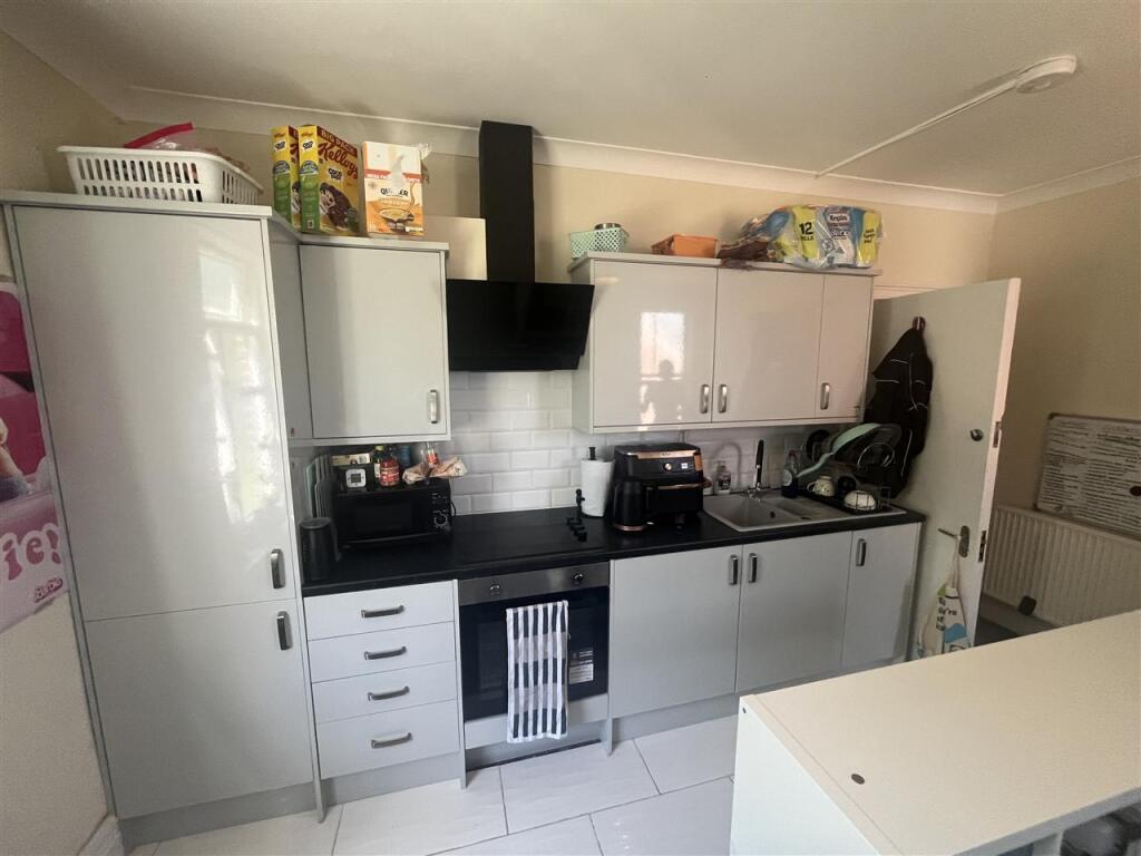 Main image of property: Lawn Road, Southampton