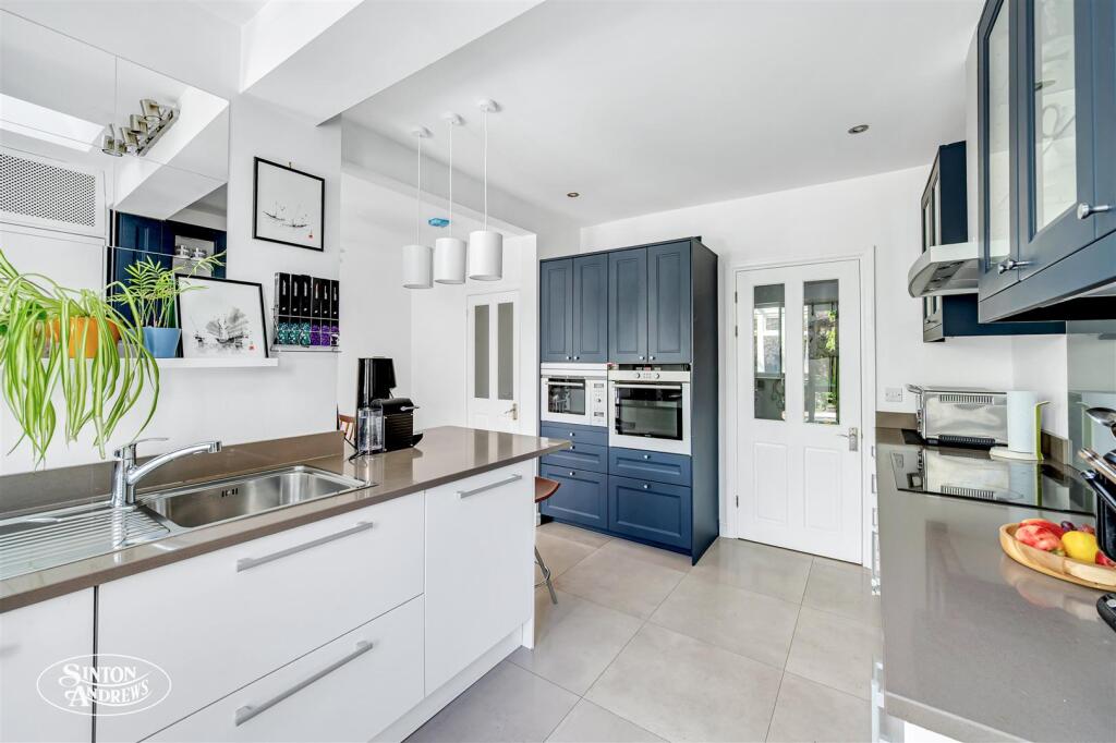 House in London, Hanwell - View 5