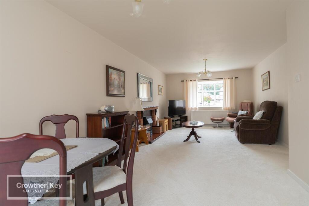 Silverlands Park, Buxton - View 2