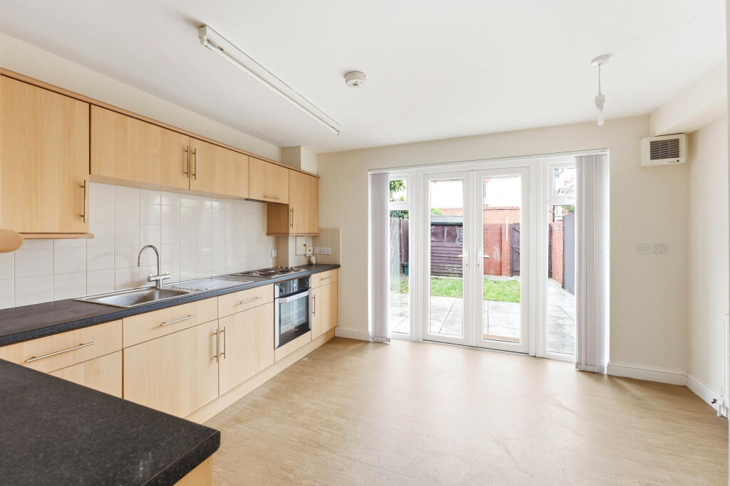 House in York - View 5