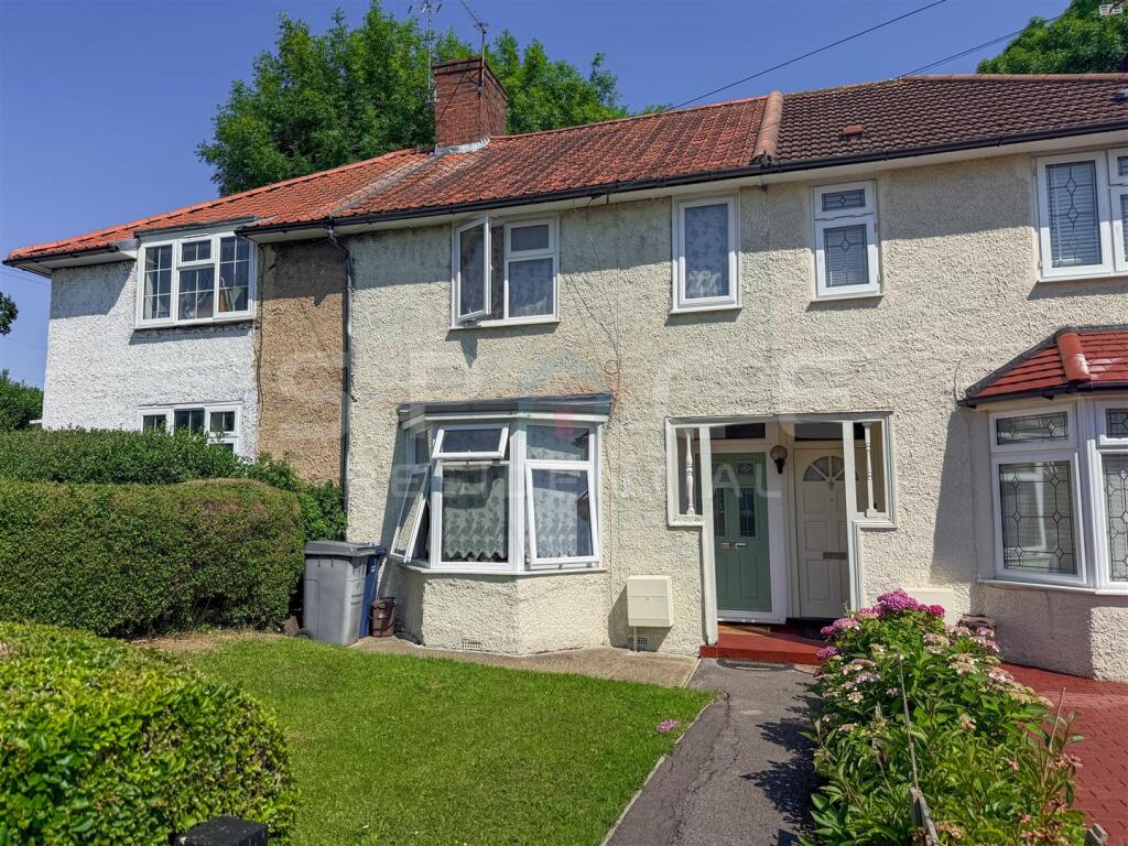 Main image of property: Two Bedroom Terrace | Excellent Potential | Large Garden | Popular Location