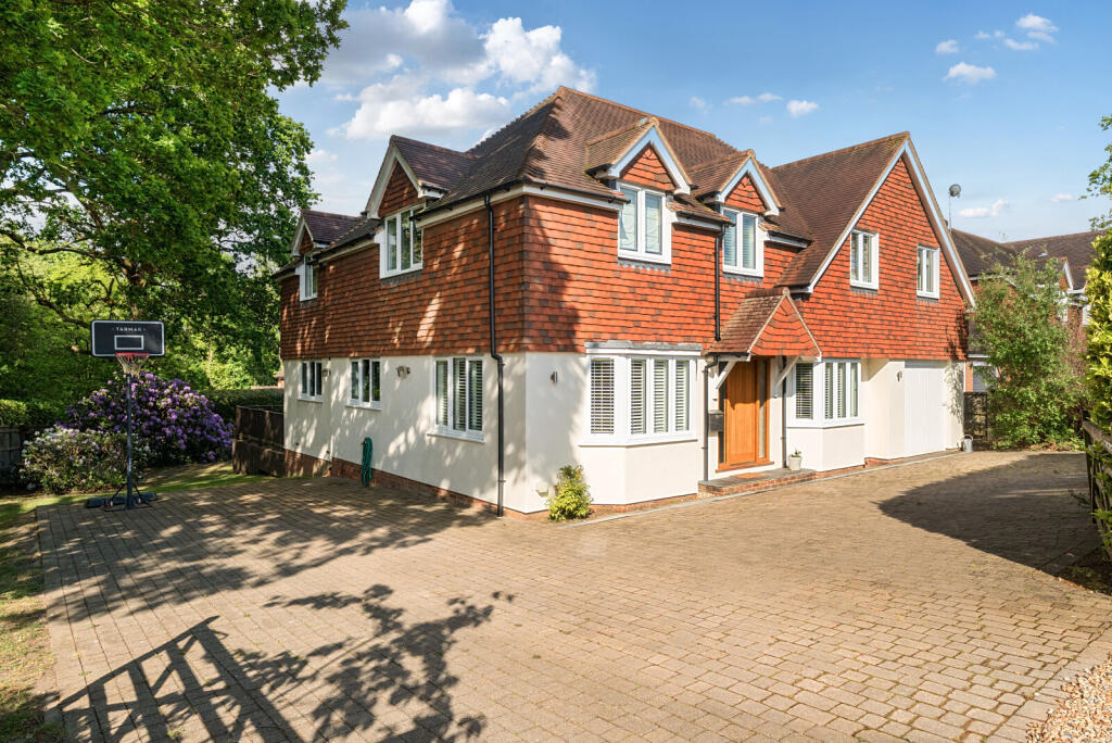Old Kiln Close, Churt, Farnham, GU10, Farnham