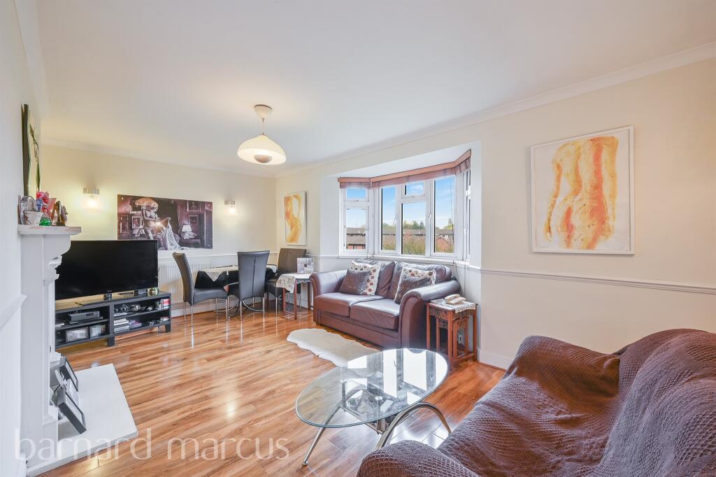 Apartment in London - View 3