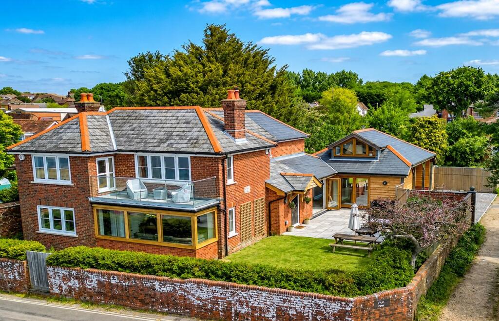Main image of property: Swanwick Shore Road, Swanwick, Southampton, SO31