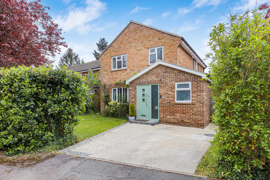 Main image of property: The Paddocks, Yarnton, OX5