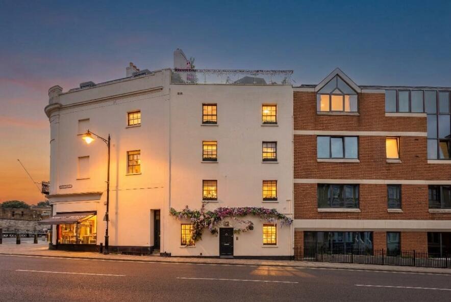 Main image of property: Sheet Street,Windsor,SL4