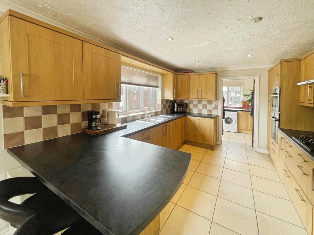 House in Ipswich - View 4
