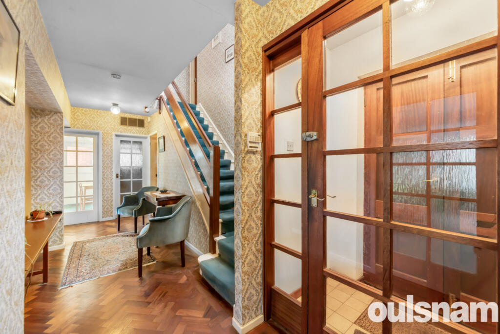 House in Birmingham, Shenley Fields - More
