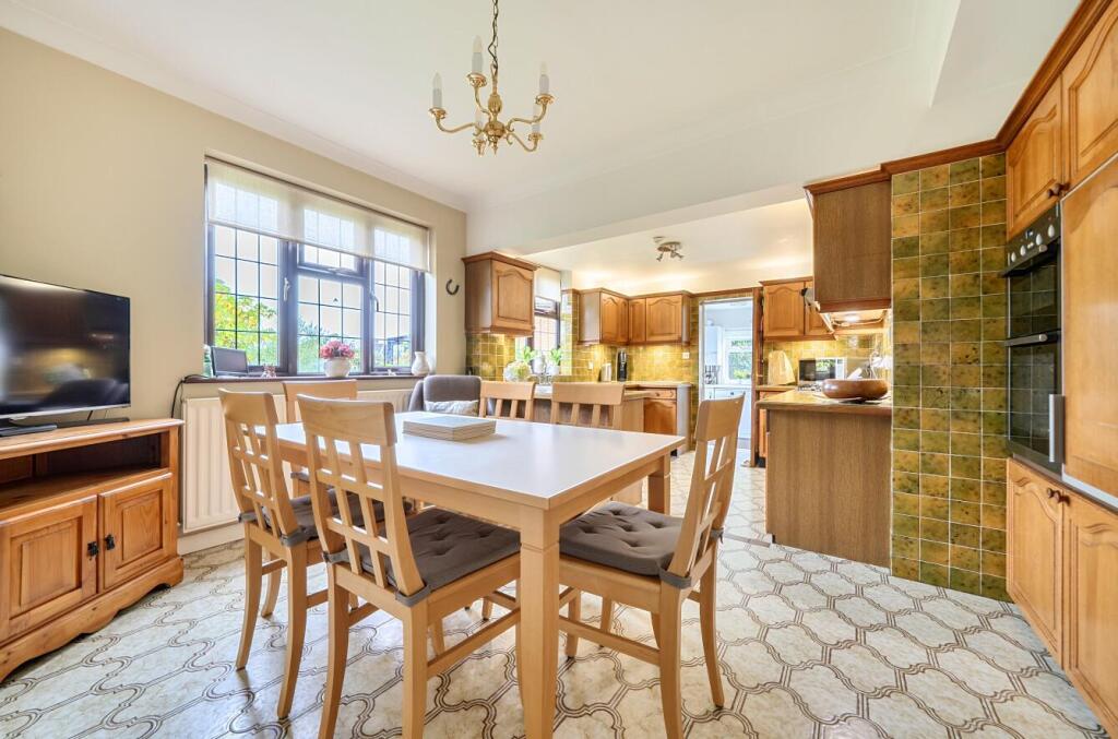 House in London - View 5