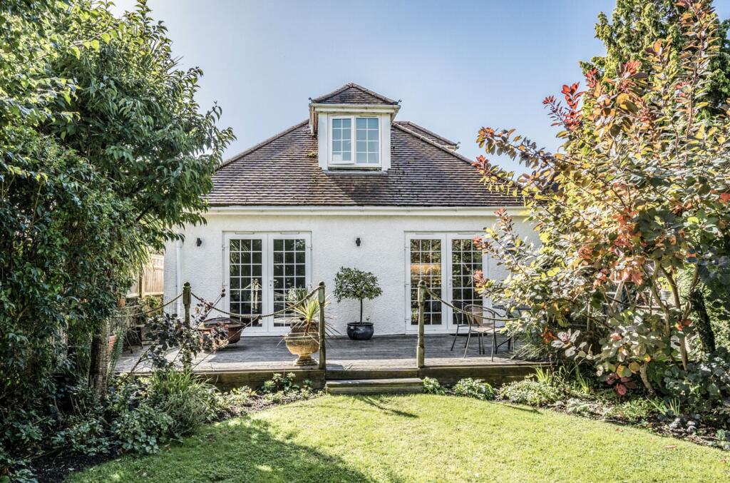 Main image of property: Walton Lane, Bosham, PO18