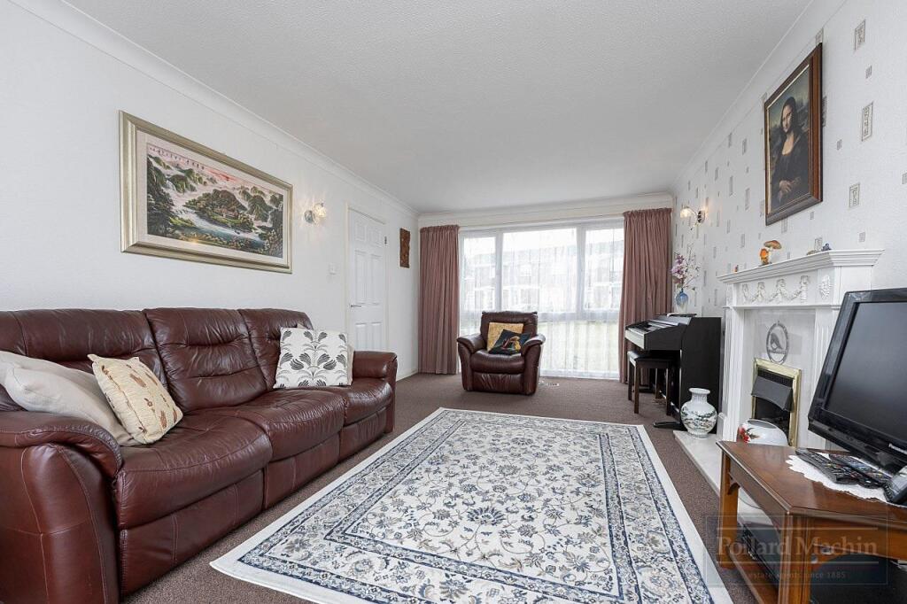 House in London, Sanderstead - View 3