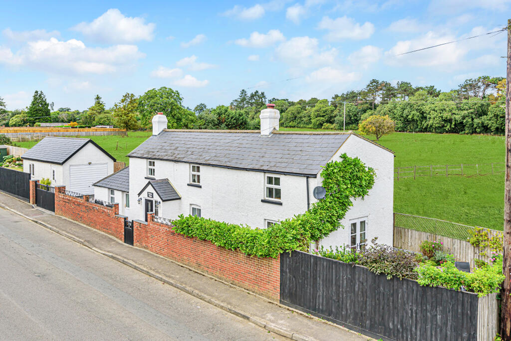 Main image of property: Turnpike Road, Blunsdon, Swindon, SN26