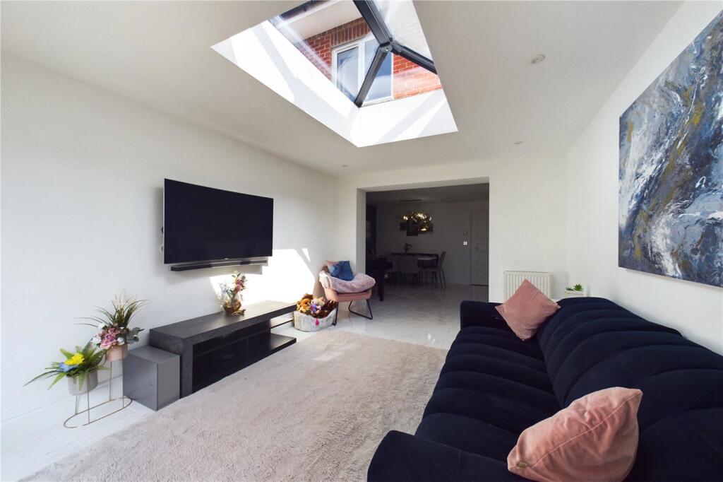 House in Reading - View 4