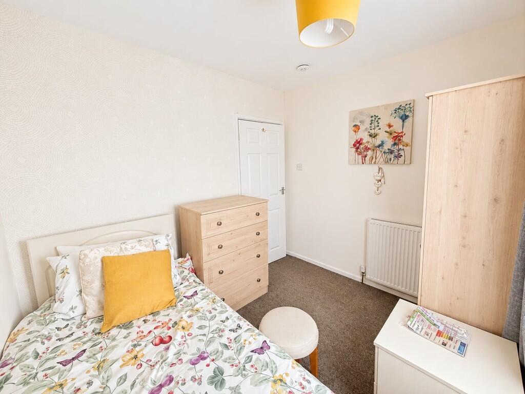 Leaventhorpe Way, Bradford - More