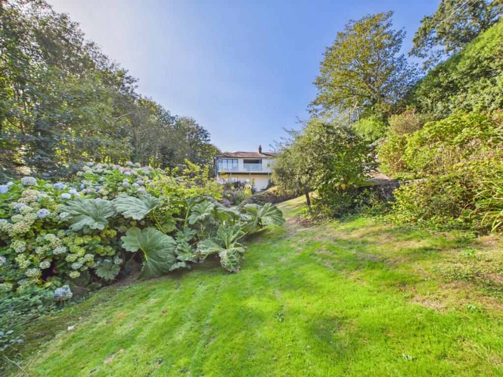 House in Portloe, Trewartha, Veryan - More