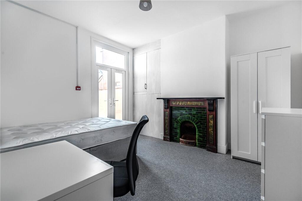 House in Exeter - View 3