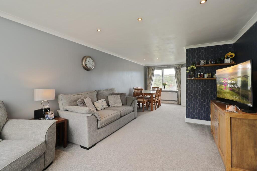 House in Sheffield - View 4