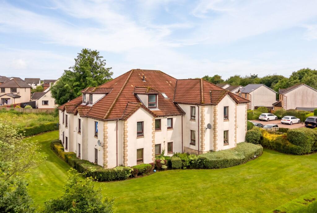 Main image of property: 1 Carnbane Drive, Broughty Ferry, DD5 3TW