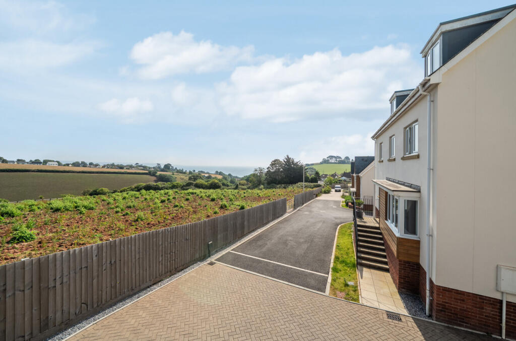House in Teignbridge, Dawlish