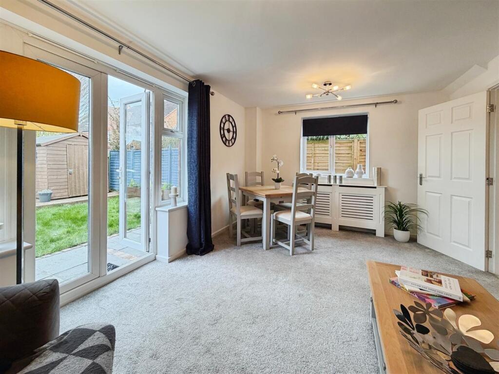 House in Warwick - View 2