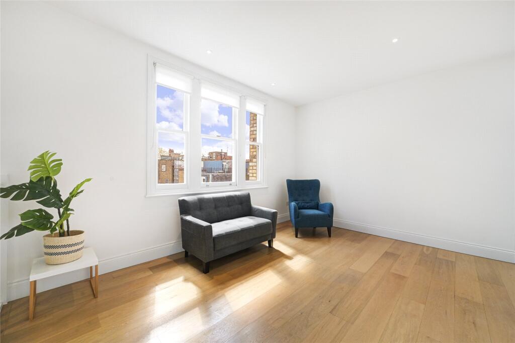 Main image of property: Egerton Gardens Mews, London, SW3
