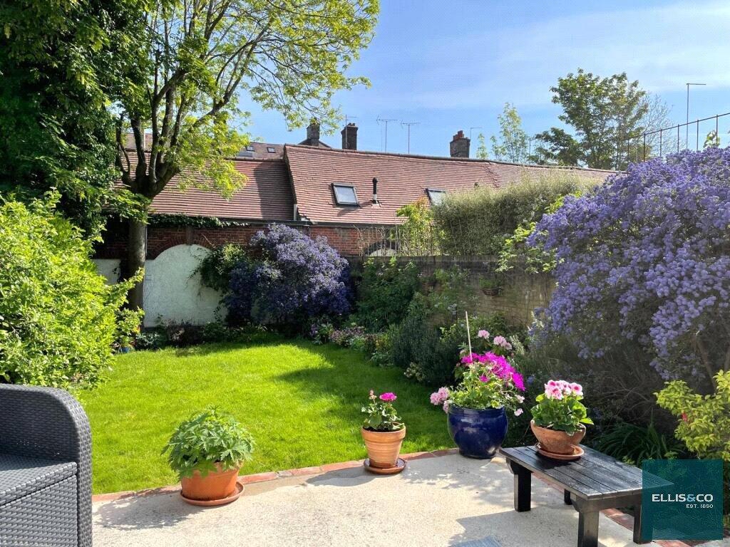 Woodstock Road, Golders Green, NW11 - View 3