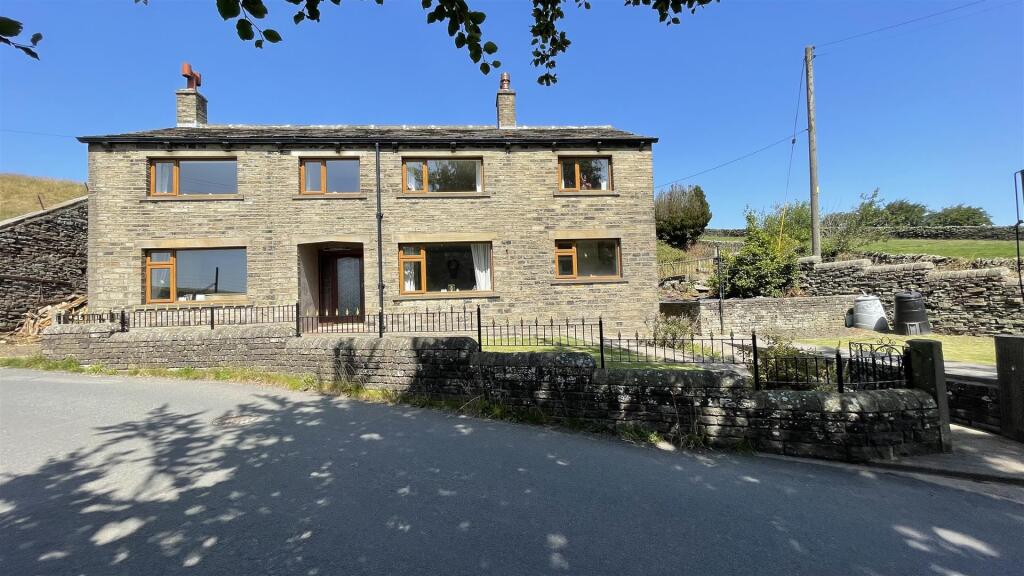 Flush House Lane, Holmbridge, Holmfirth photo 5