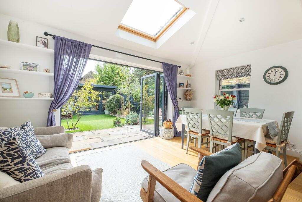 House in Kingston upon Thames - View 5