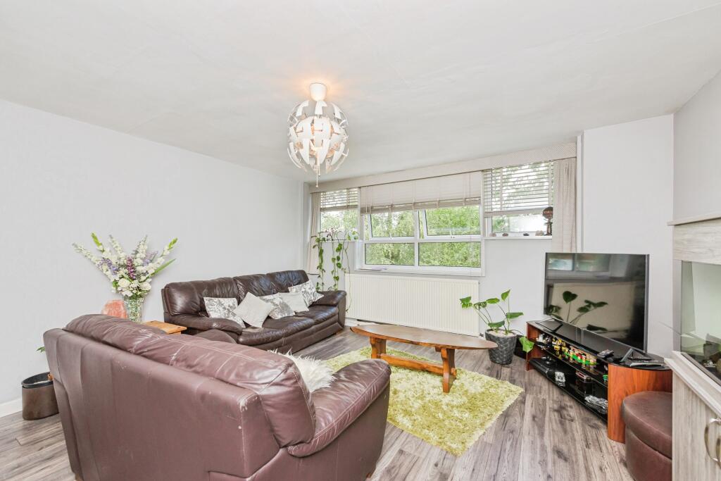 Apartment in Kingsbury, Kingsbury CP - More