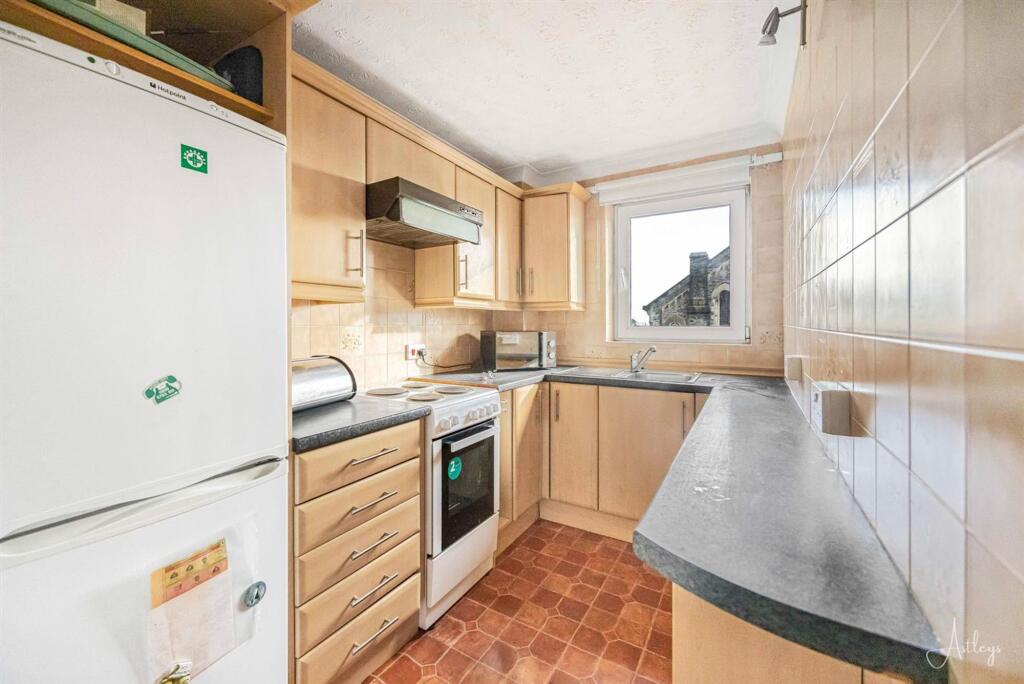 Apartment in Swansea, Castle - View 2