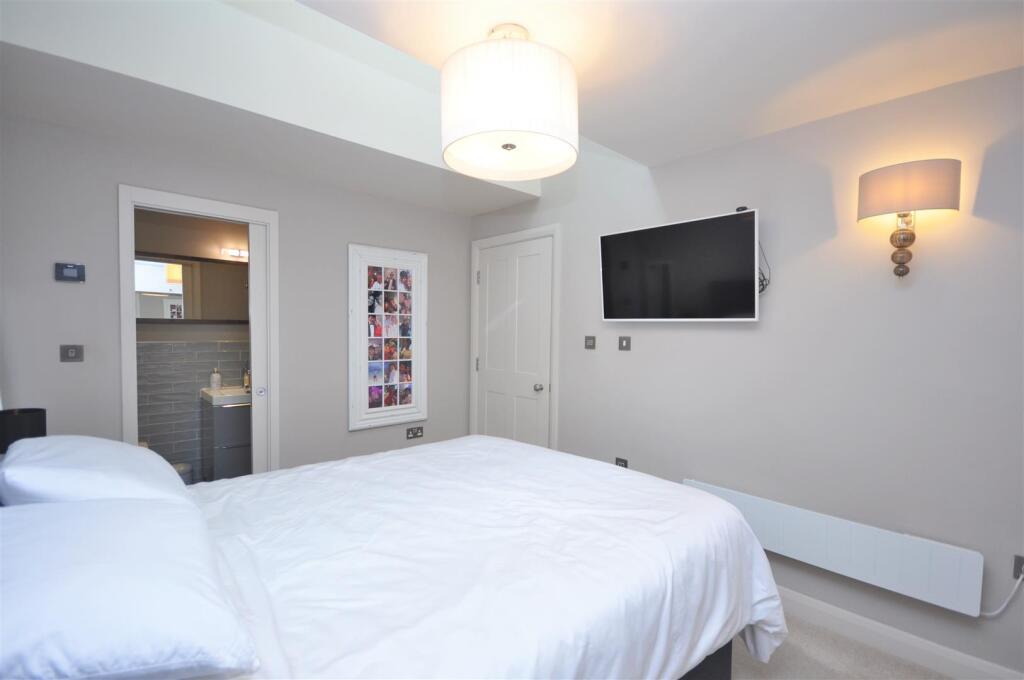 Apartment in York, Bishophill - More