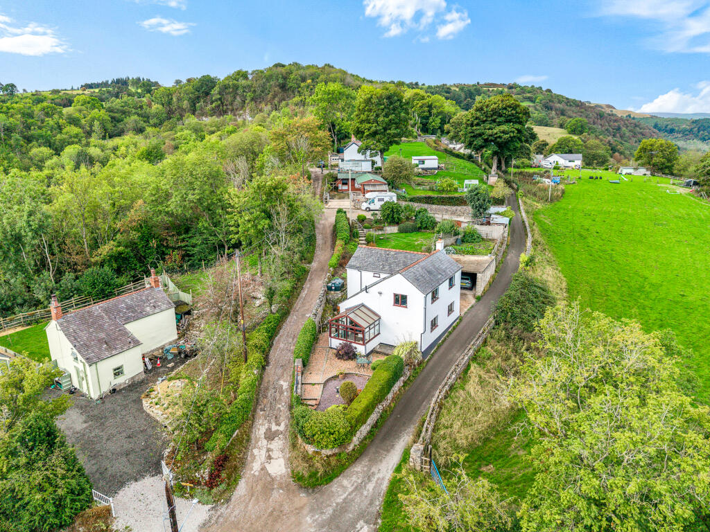 House in Llandudno - View 4